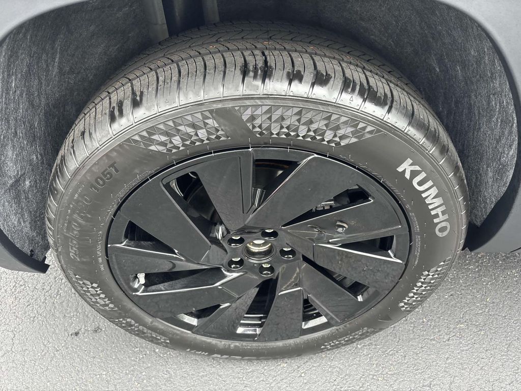 2026 Volkswagen Atlas SE w/Tech - Photo 10