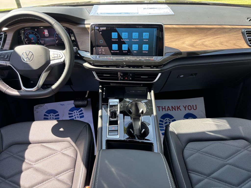 2026 Volkswagen Atlas SE w/Tech - Photo 30