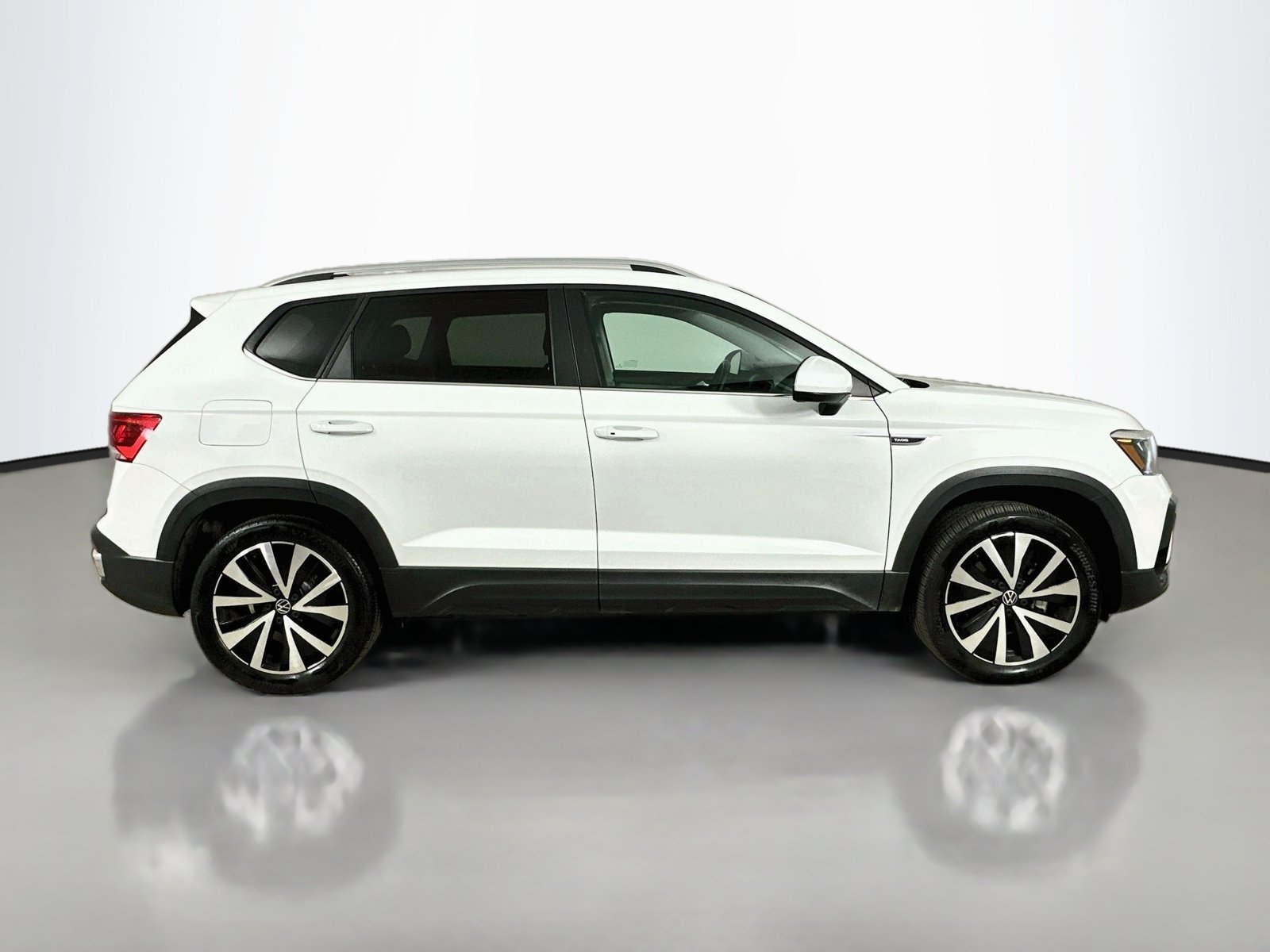Used 2023 Volkswagen Taos 1.5T SE SUV