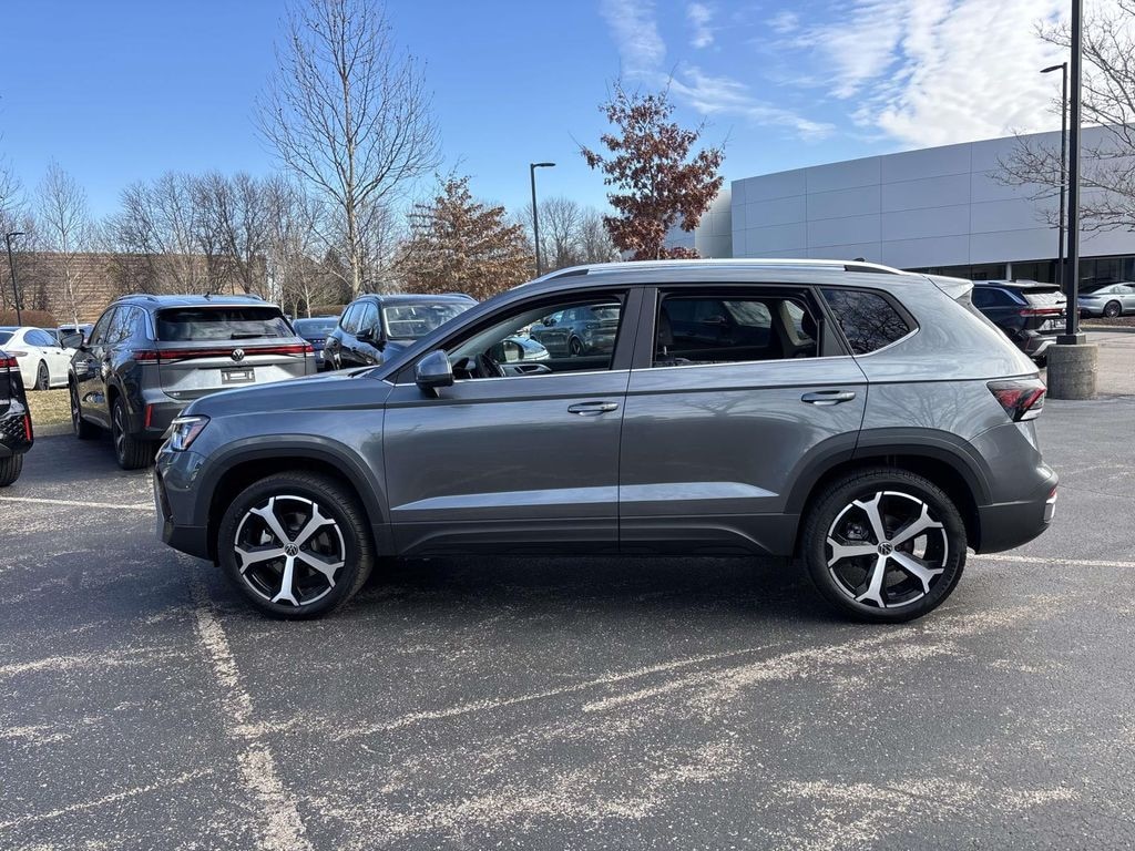 New 2026 Volkswagen Taos 1.5T SEL SUV