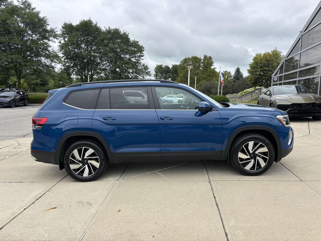 2026 Volkswagen Atlas SE w/Tech - Photo 8