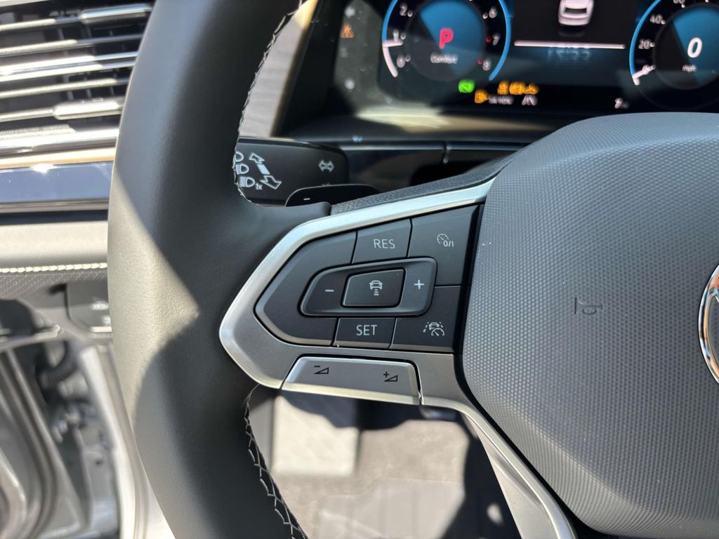 2026 Volkswagen Atlas SE w/Tech - Photo 18