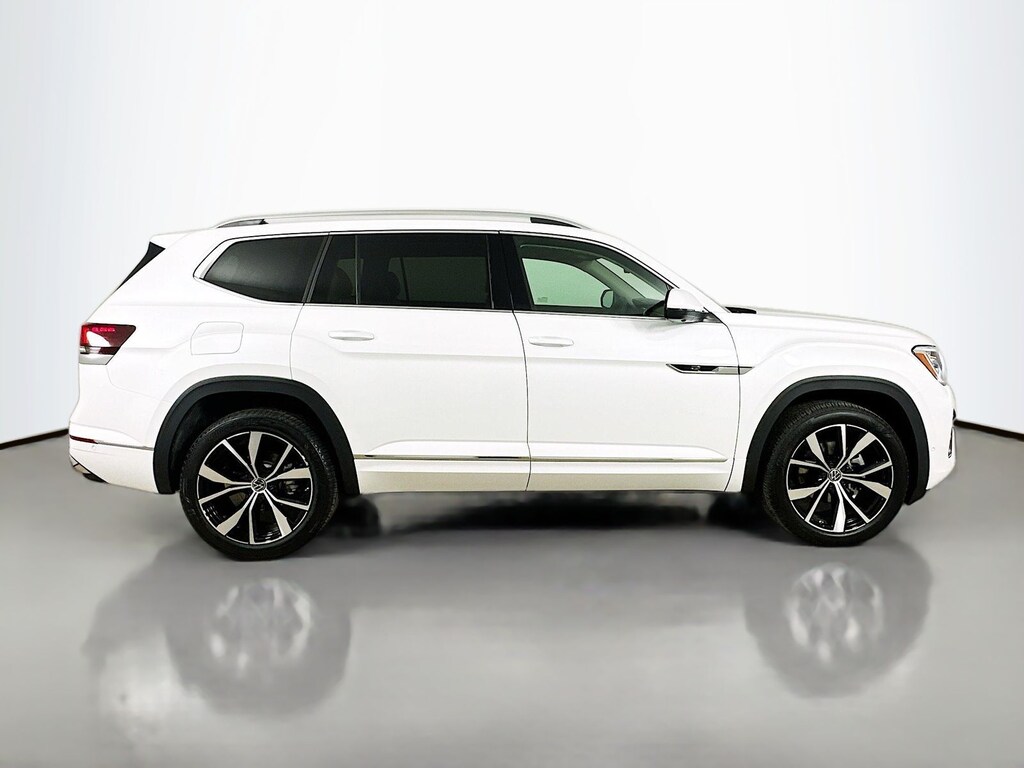 New 2026 Volkswagen Atlas 2.0T SEL Premium R-Line SUV