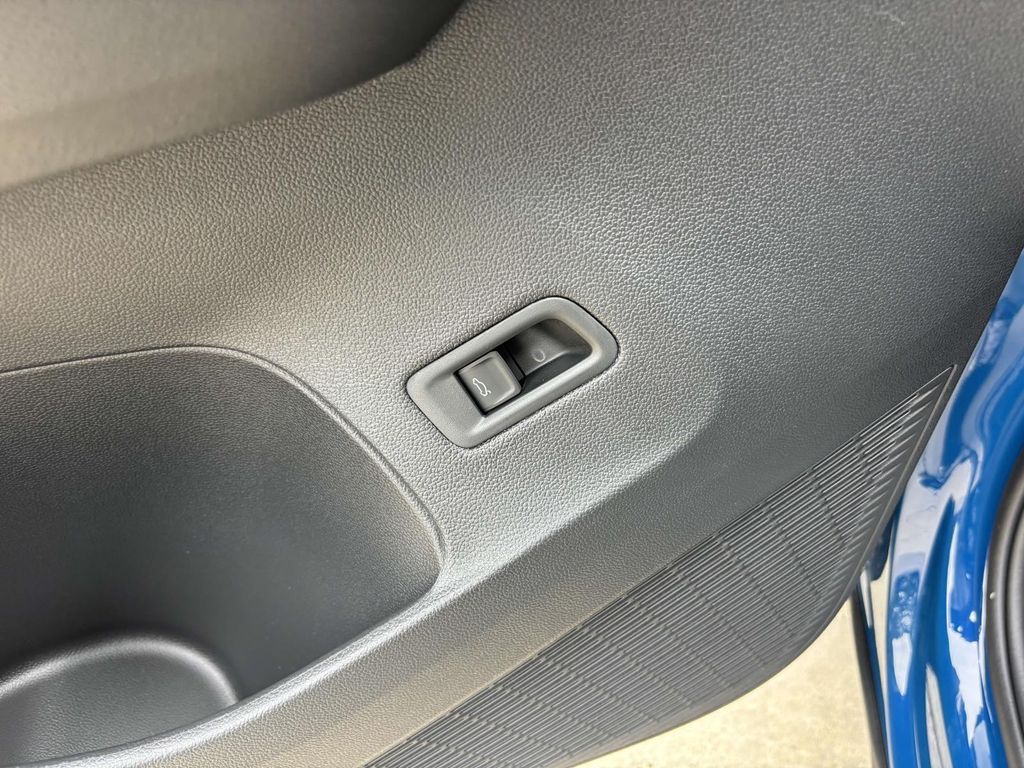 2026 Volkswagen Atlas SE w/Tech - Photo 14