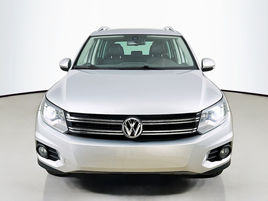 Used 2016 Volkswagen Tiguan SE SUV