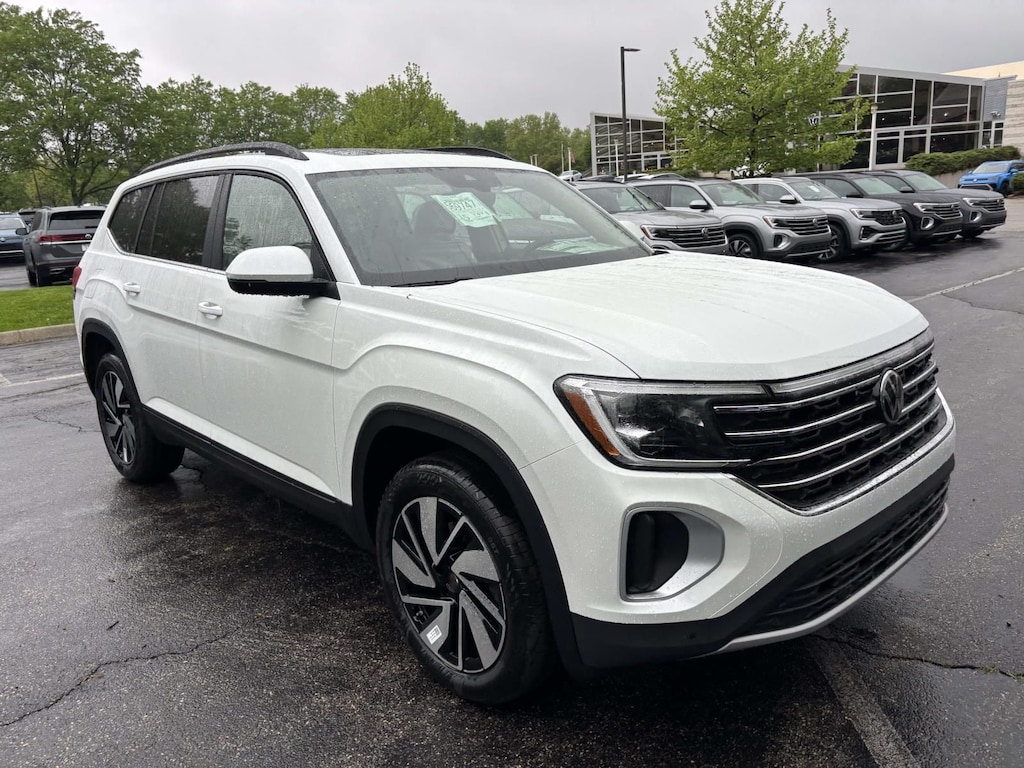 New 2026 Volkswagen Atlas 2.0T SE w/Technology SUV