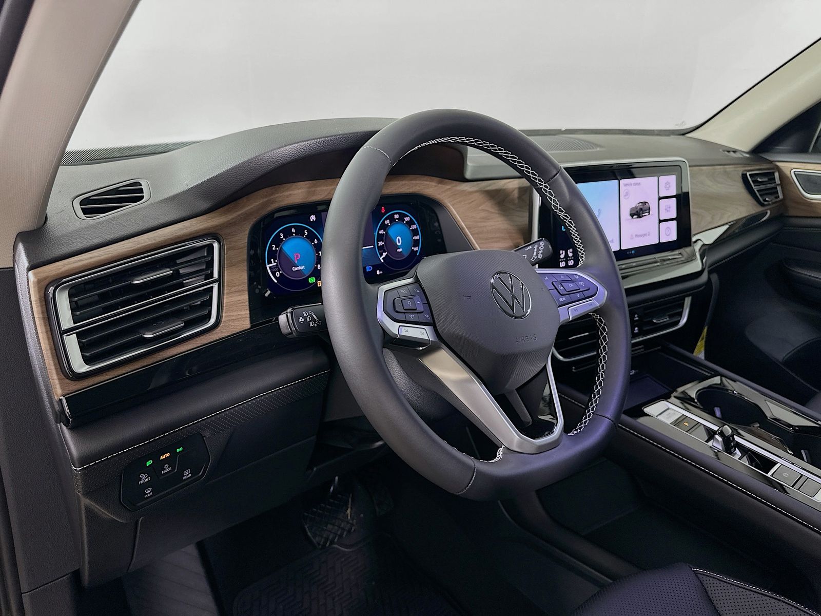 2026 Volkswagen Atlas SE w/Tech - Photo 31