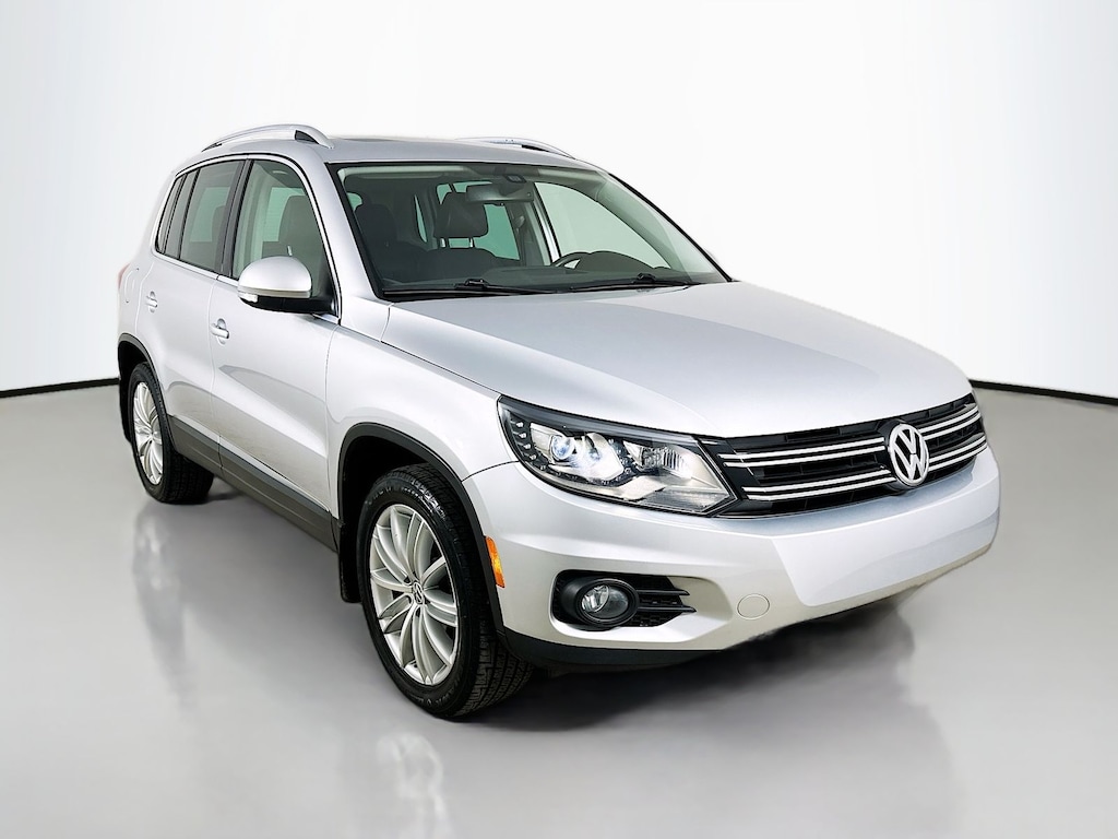 Used 2016 Volkswagen Tiguan SE SUV