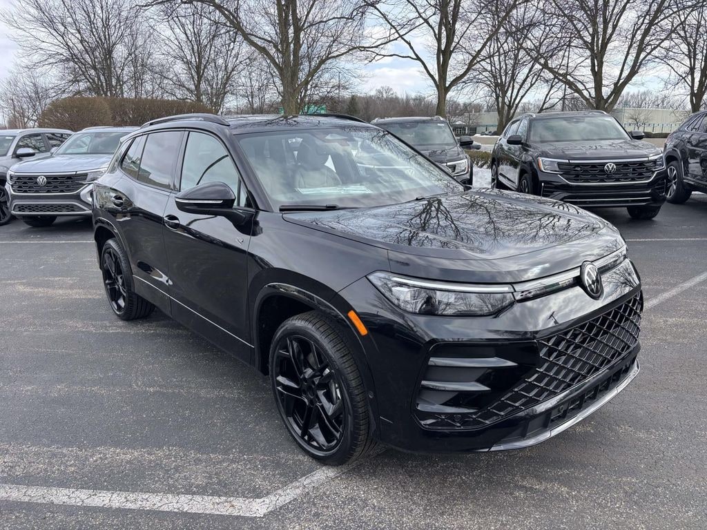 New 2026 Volkswagen Tiguan 2.0T SE R-Line Black SUV