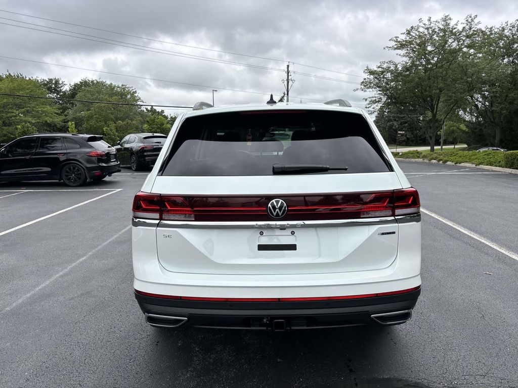 2026 Volkswagen Atlas SE w/Tech - Photo 6