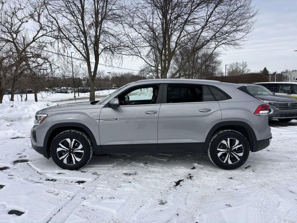 New 2026 Volkswagen Atlas Cross Sport 2.0T SE SUV