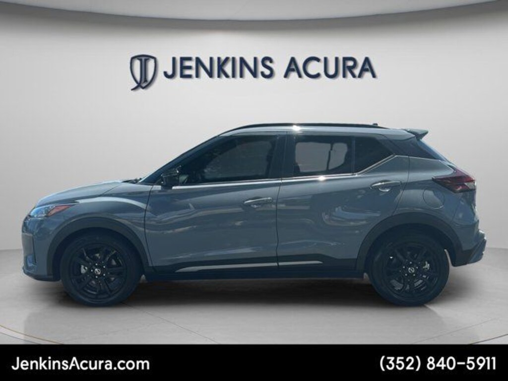 Used 2021 Nissan Kicks SR SUV