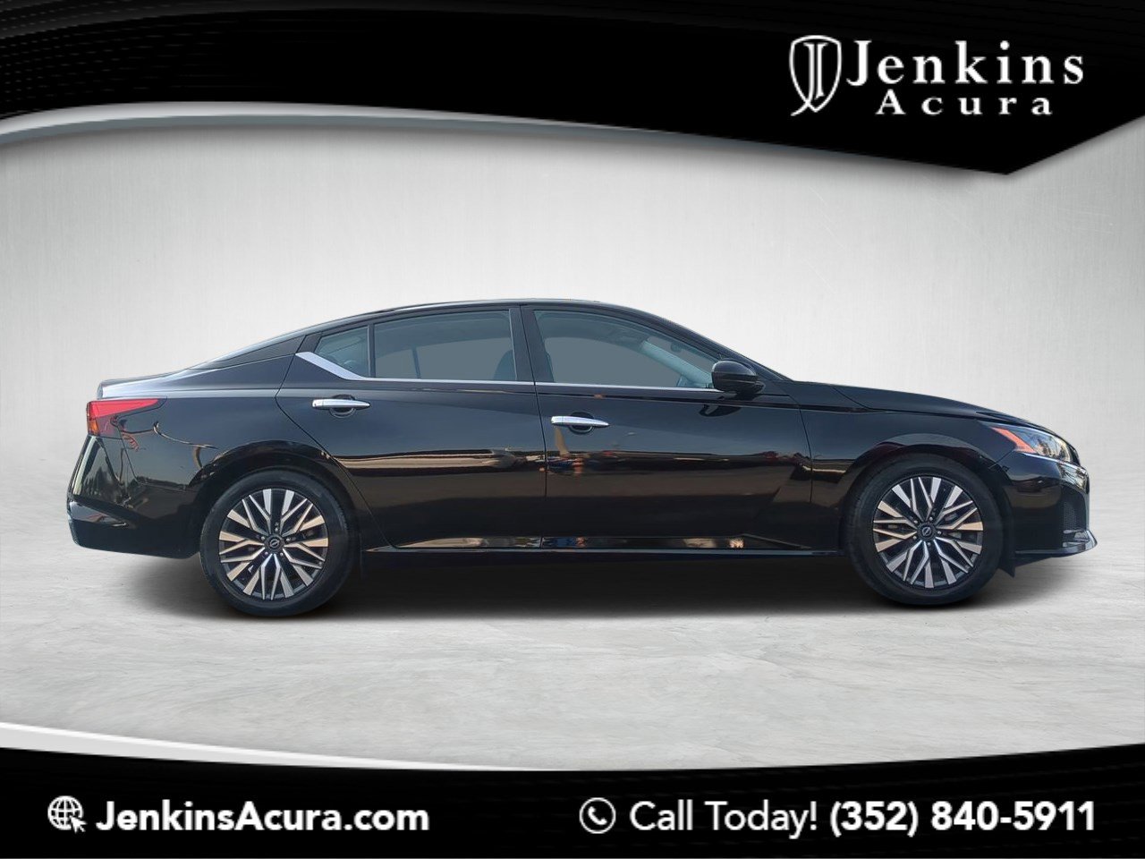 2023 Nissan Altima SV