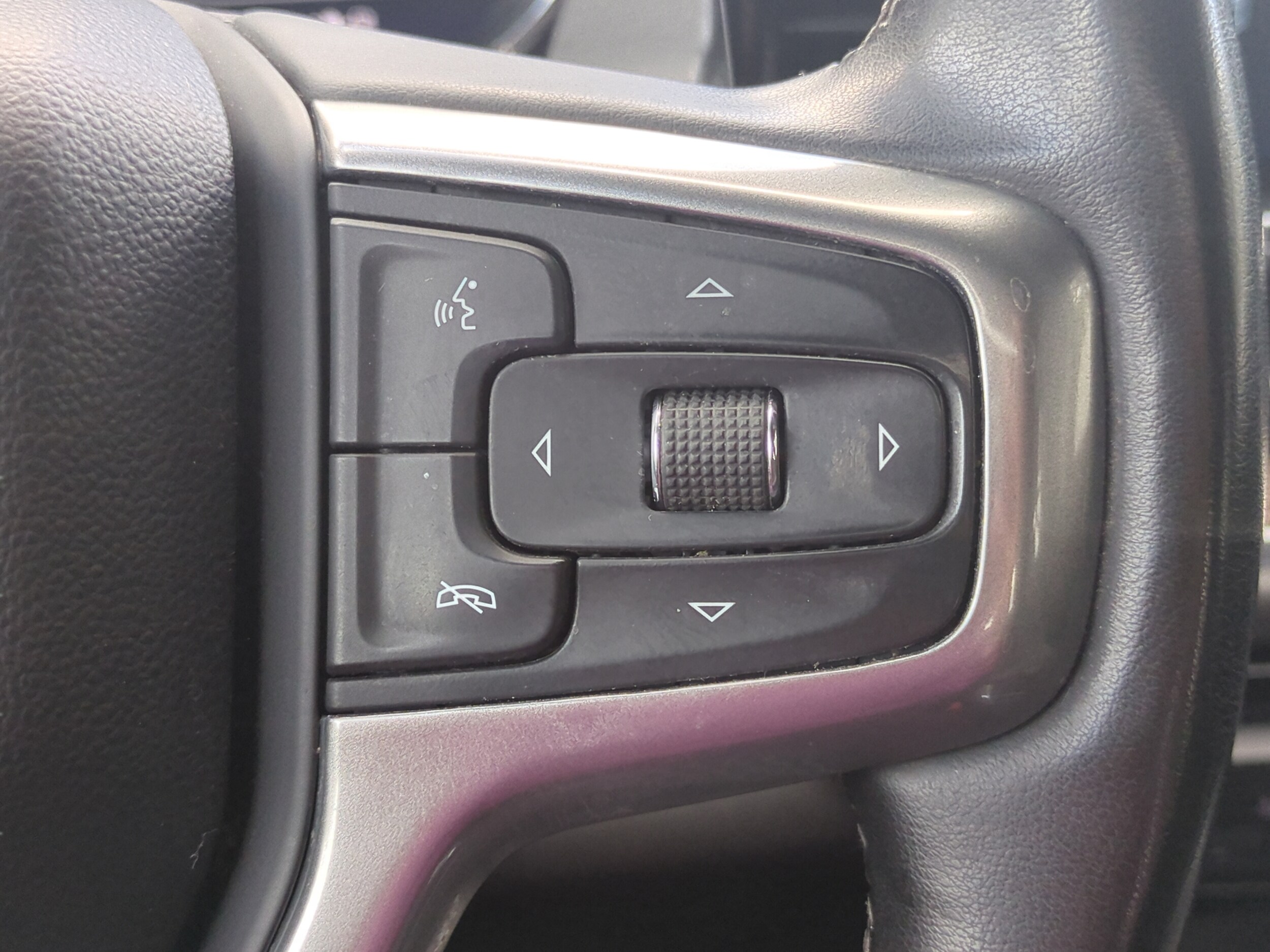 2023 Chevrolet Silverado 1500 RST - Photo 26