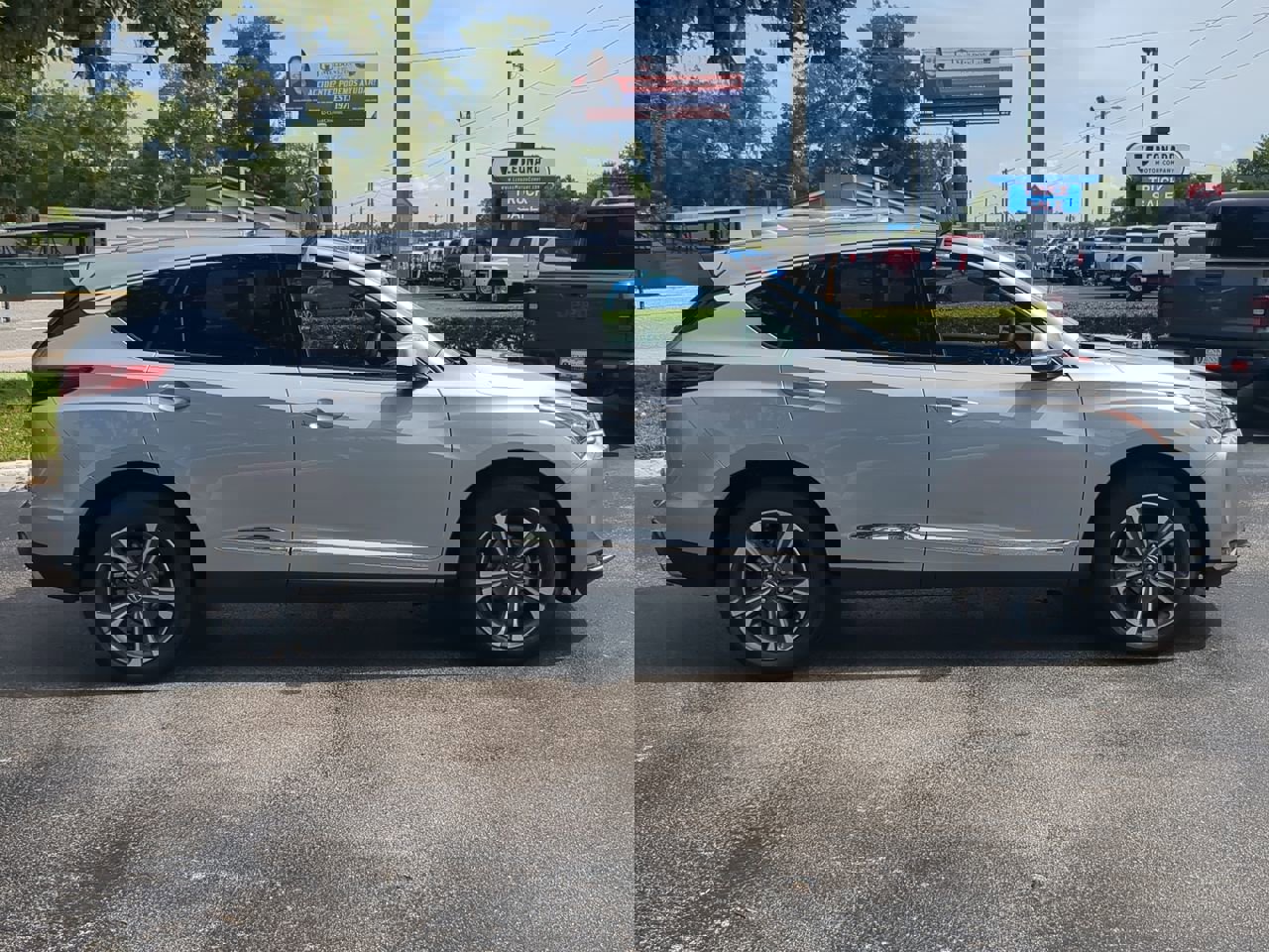 2024 Acura RDX Advance photo 3