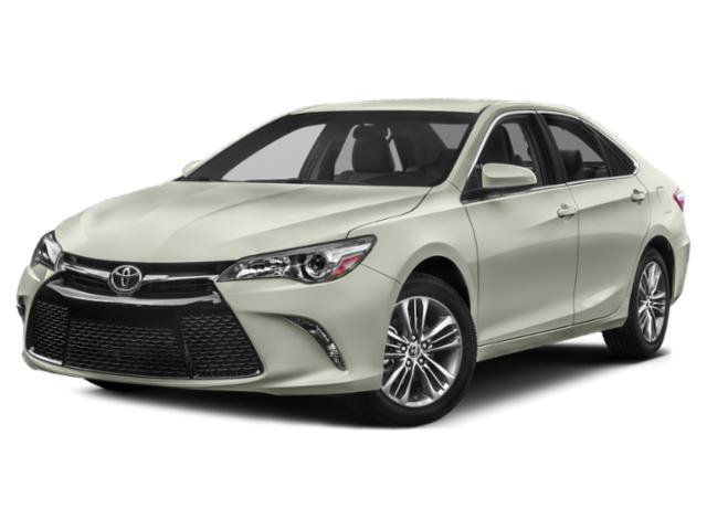 Used 2015 Toyota Camry SE Sedan