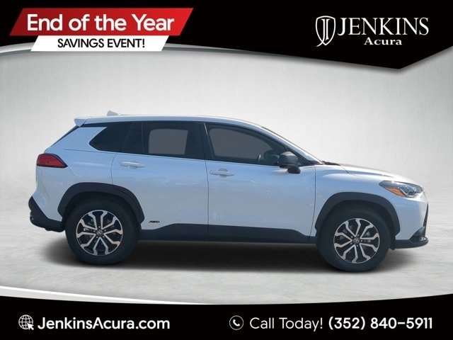 2024 Toyota Corolla Cross S's photo