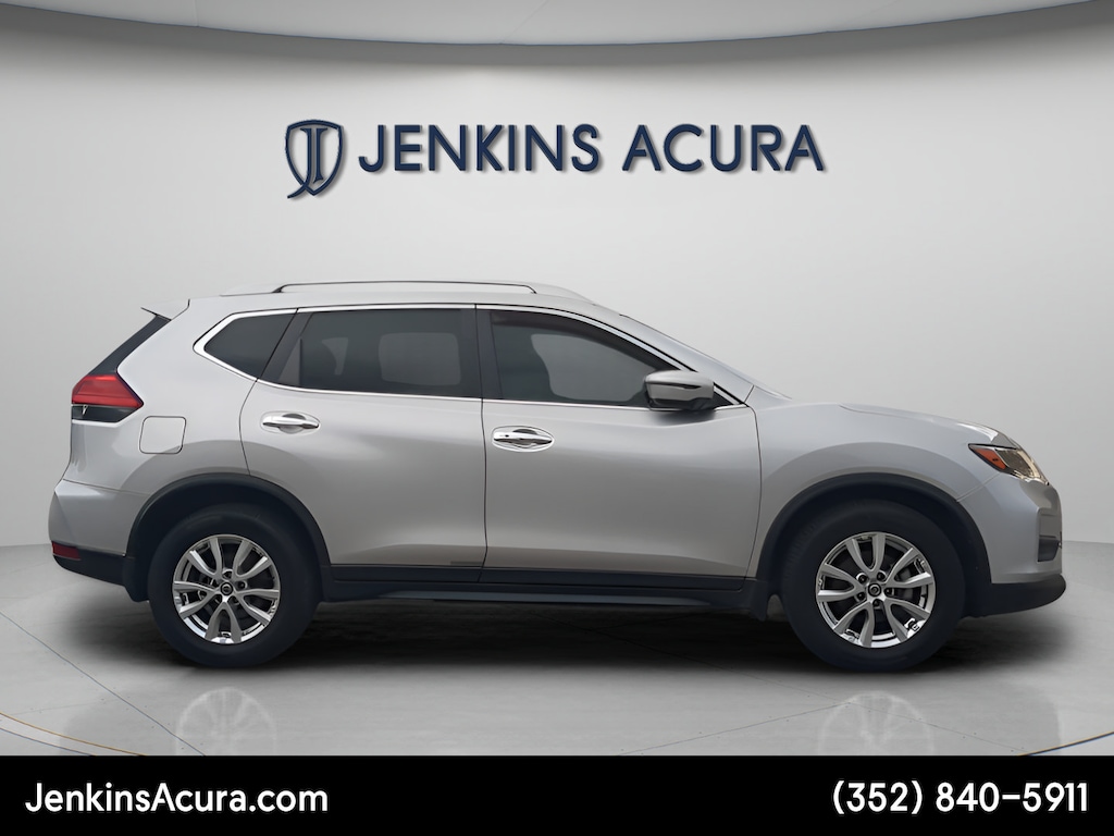 Used 2017 Nissan Rogue SV SUV