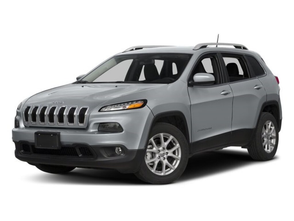 Used 2018 Jeep Cherokee Latitude FWD SUV
