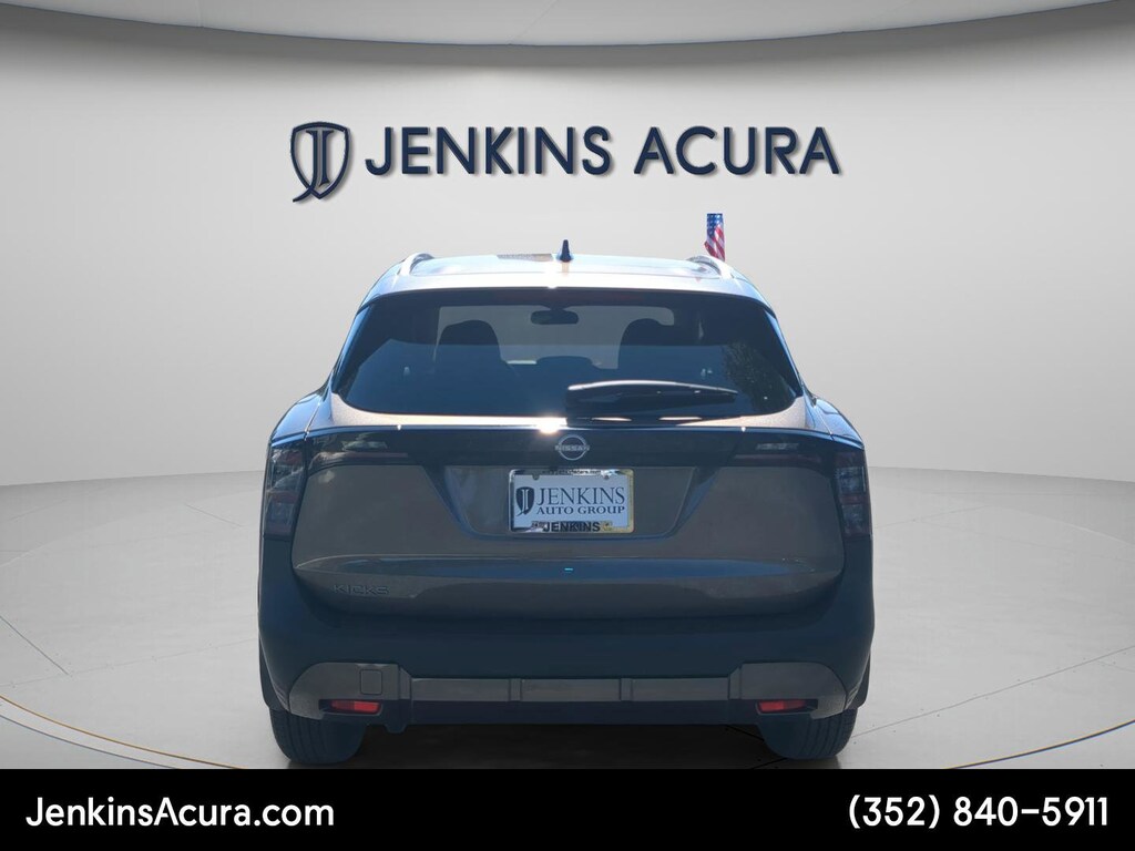 Used 2026 Nissan Kicks SV SUV