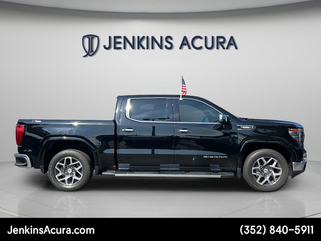 Used 2023 GMC Sierra 1500 SLT Truck Crew Cab