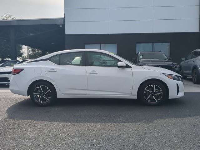 2024 Nissan Sentra SV photo 2