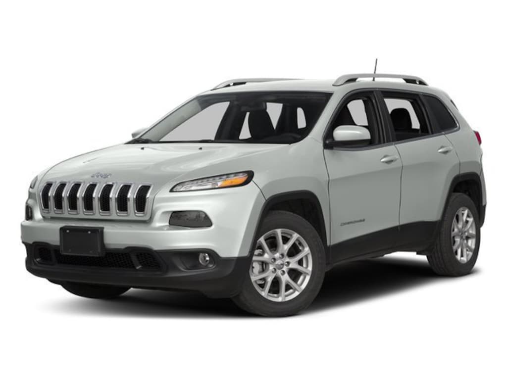 Used 2017 Jeep Cherokee Latitude FWD SUV