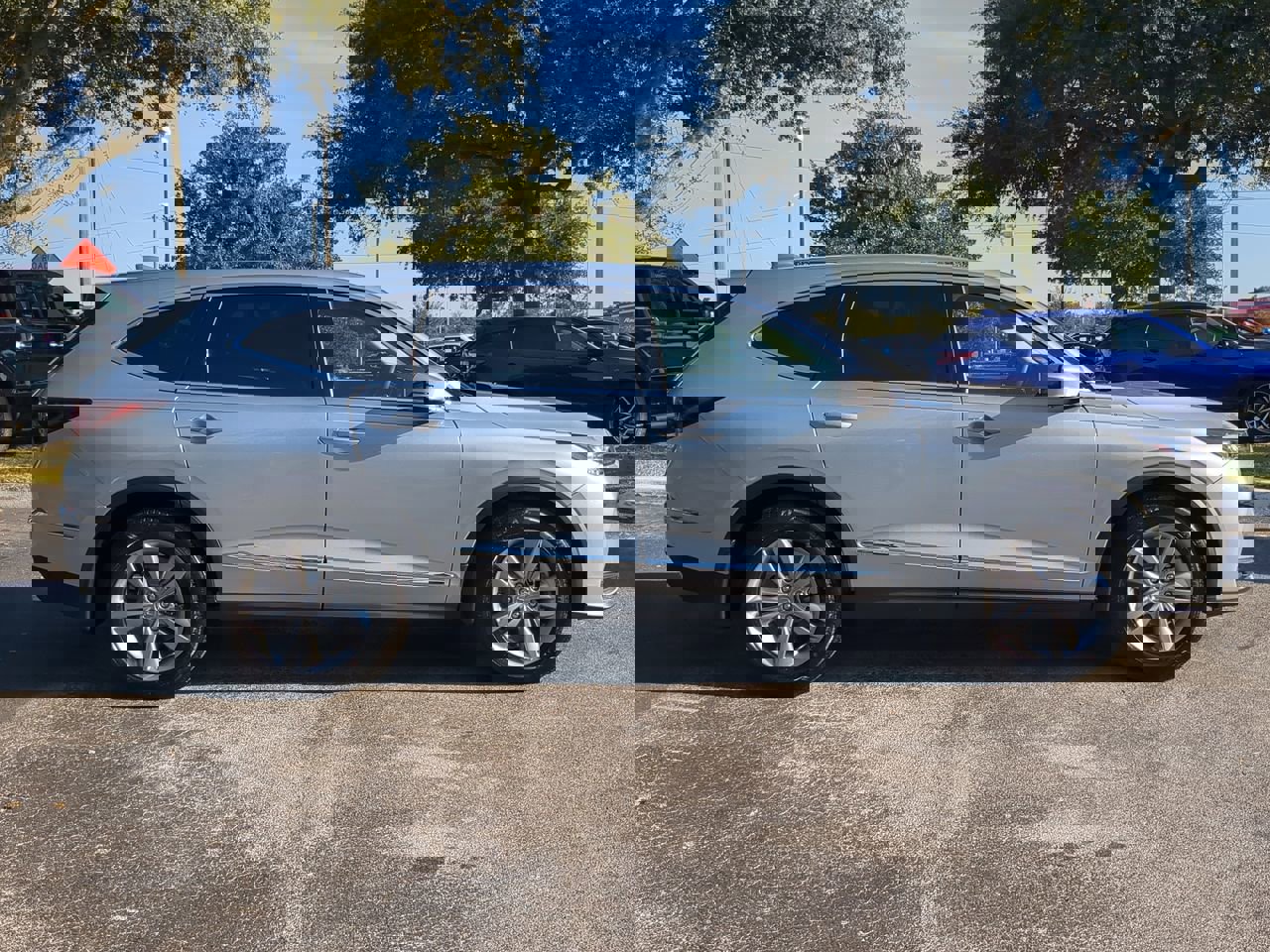 2026 Acura MDX SH-AWD photo 3