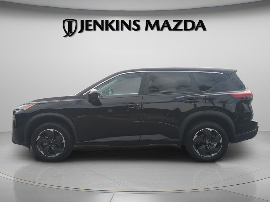 Used 2024 Nissan Rogue SV SUV