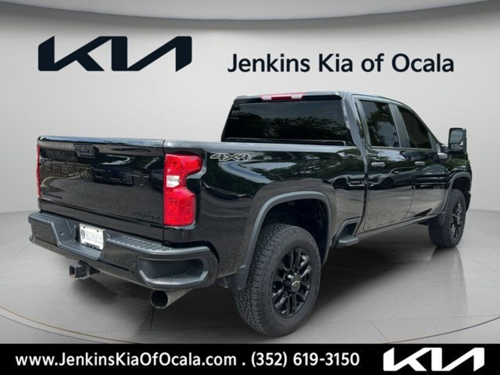 Used 2025 Chevrolet Silverado 2500 HD Custom Truck Crew Cab