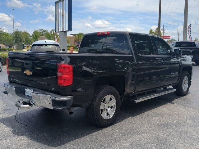 2018 Chevrolet Silverado 1500 LT photo 3