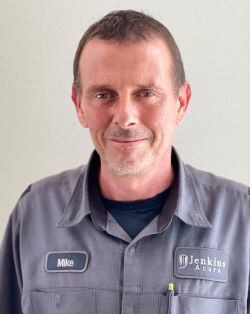 Staff member Mike Tyche from ID_70a57a84b747