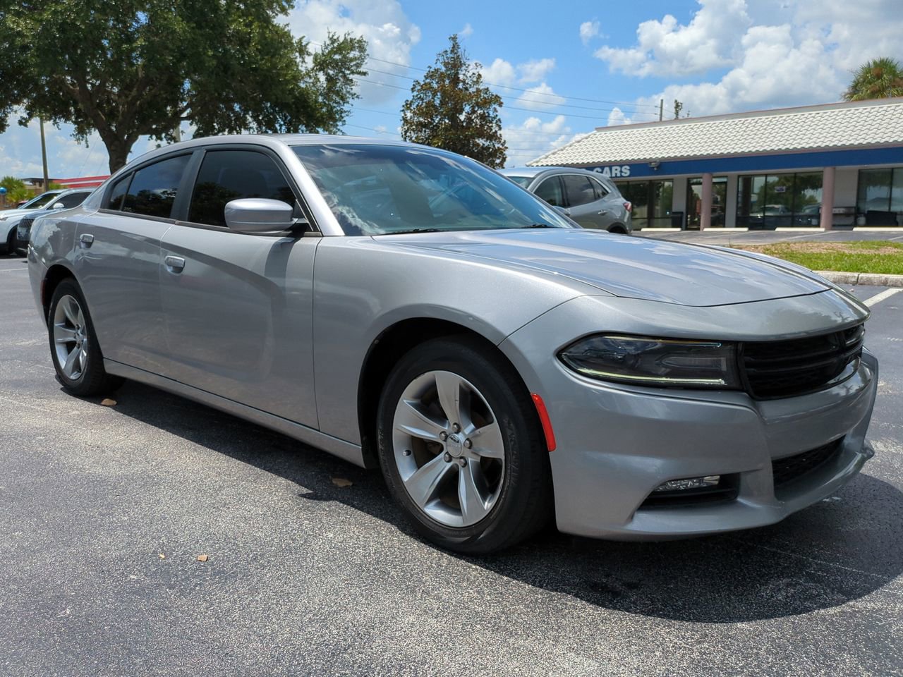 Used 2017 Dodge Charger SXT with VIN 2C3CDXHG5HH523005 for sale in Ocala, FL