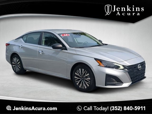 2024 Nissan Altima SV's photo