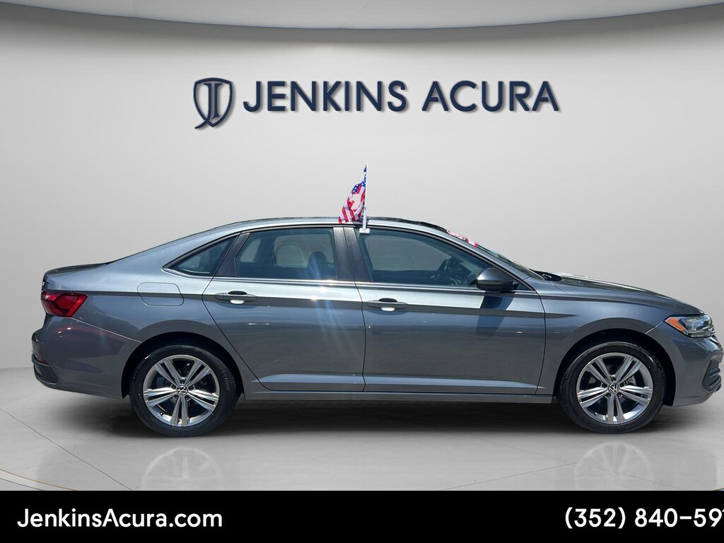 Used 2024 Volkswagen Jetta 1.5T SE Sedan