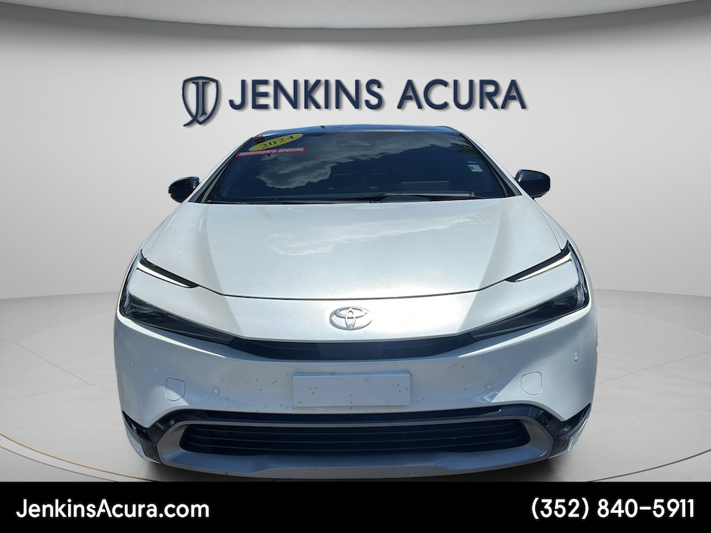 Used 2024 Toyota Prius XLE Hatchback