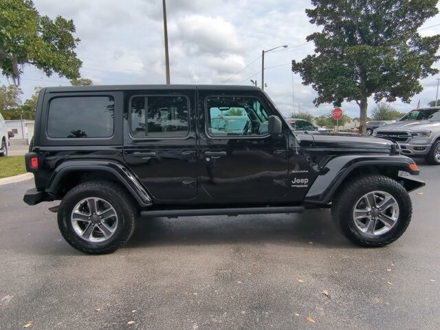 2019 Jeep Wrangler Unlimited Sahara photo 3