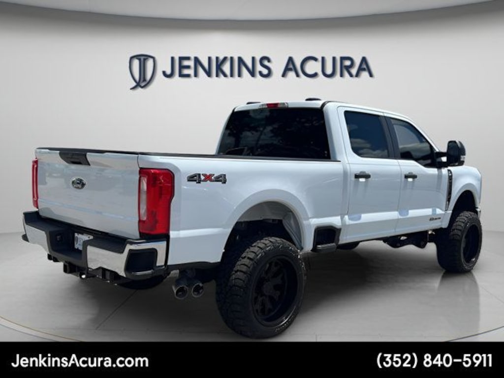 Used 2025 Ford Super Duty F-350 SRW XL Truck Crew Cab