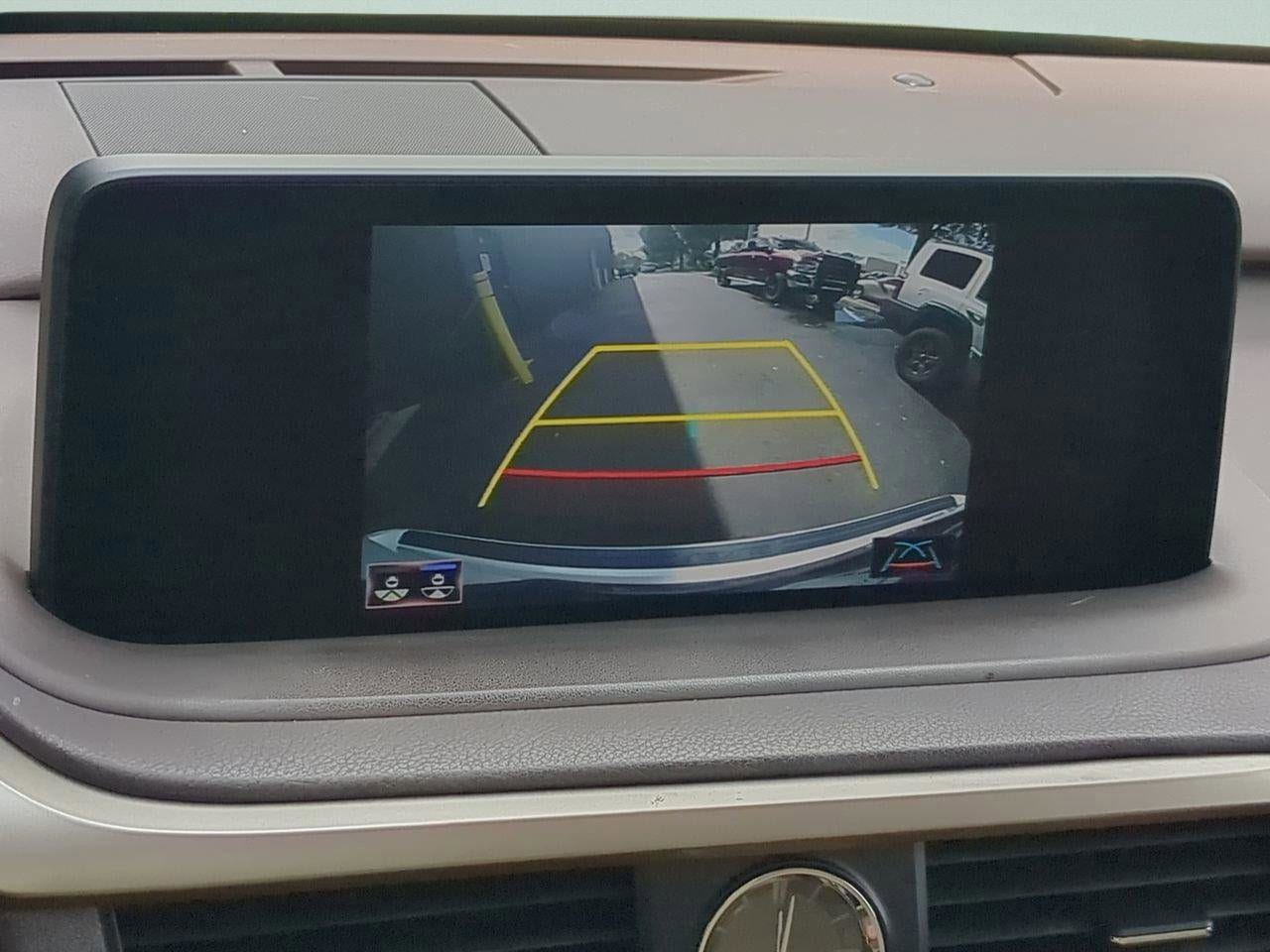 2020 Lexus RX 350 - Photo 16