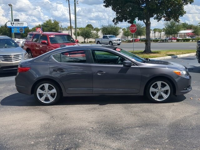 2015 Acura ILX 2.0L Premium photo 4