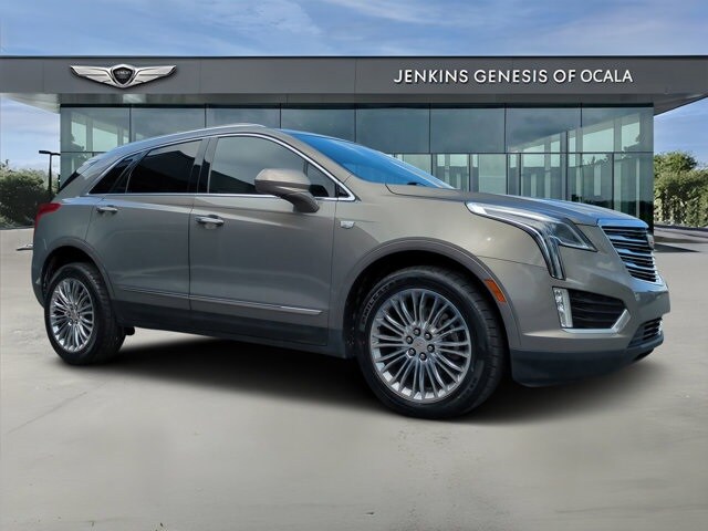 2019 Cadillac XT5 Premium Luxury photo 2