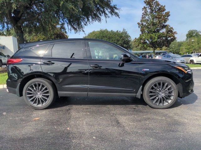 2022 Acura RDX A-Spec Advance photo 3