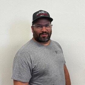 Staff member Jorge Hiraldo from ID_7ad46dac4cd8