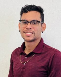 Staff member Melvin Guzman from ID_7ad46dac4cd8