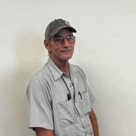 Staff member Kenny Porter from ID_7ad46dac4cd8