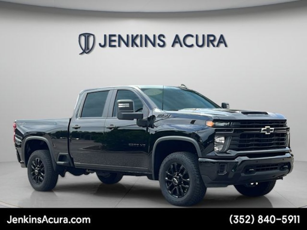 Used 2025 Chevrolet Silverado 2500HD Custom Truck Crew Cab