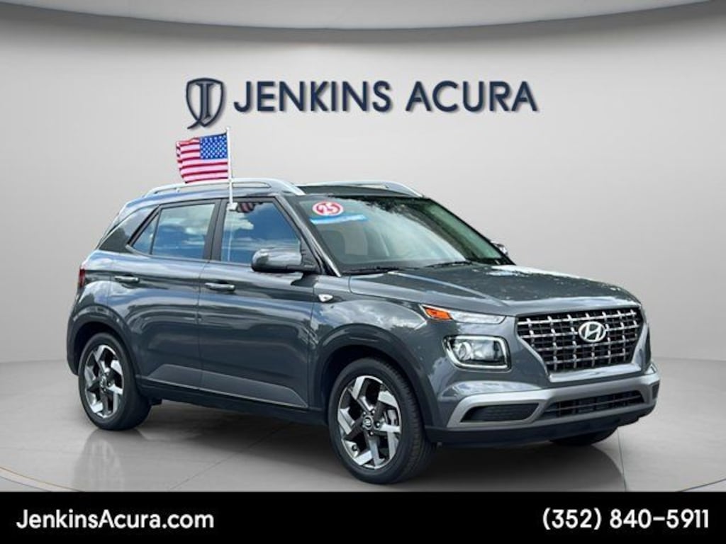 Used 2025 Hyundai Venue SEL SUV
