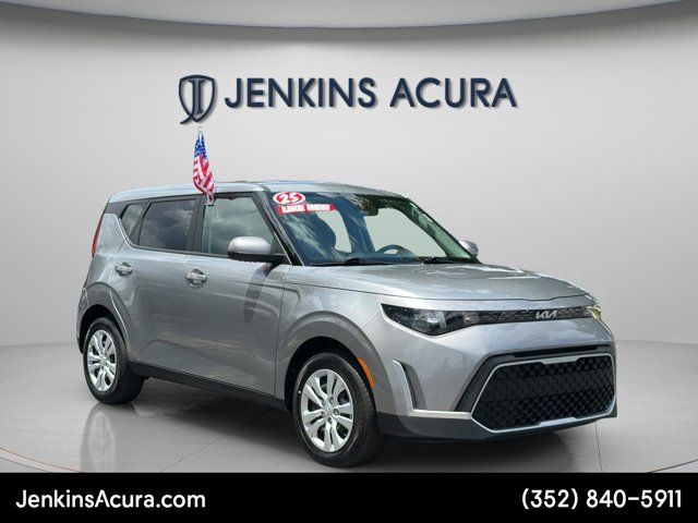 2025 Kia Soul 2.0L LX IVT's photo
