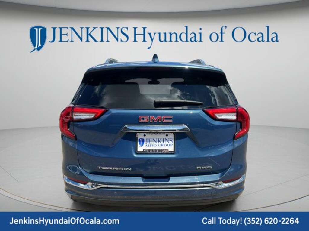 Used 2024 GMC Terrain Denali SUV