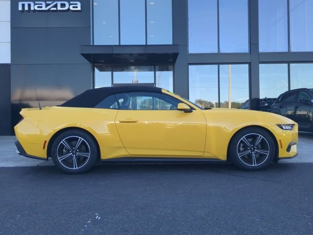 Used 2024 Ford Mustang Convertible